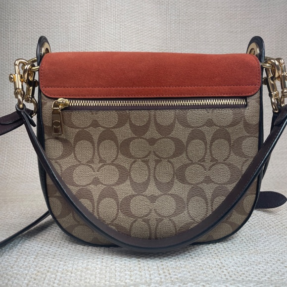 Coach Kleo Signature Khaki canvas Crossbody with Suede and Pebble Leather C5692 - Picture 5 of 16